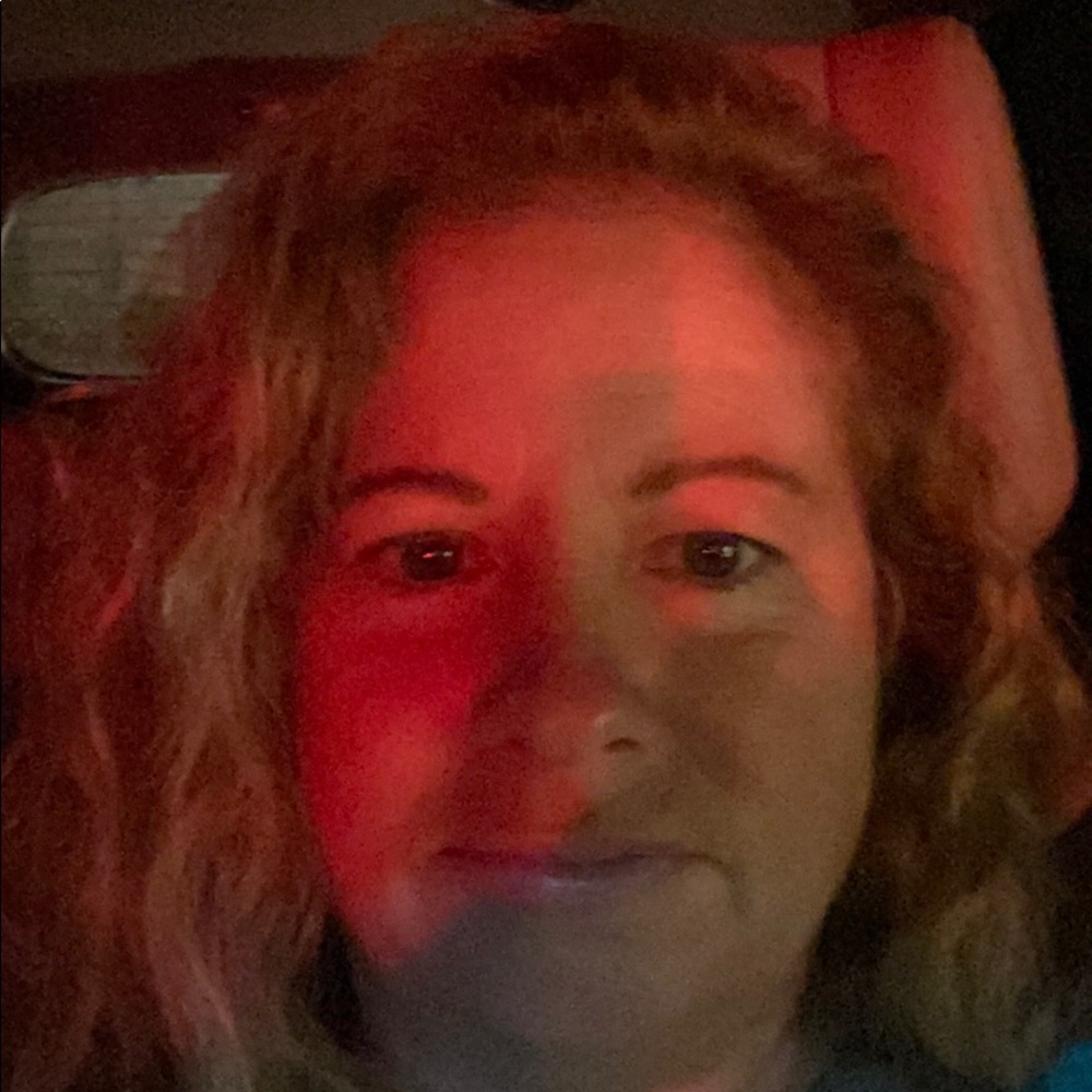 Meet your Posher, Dana